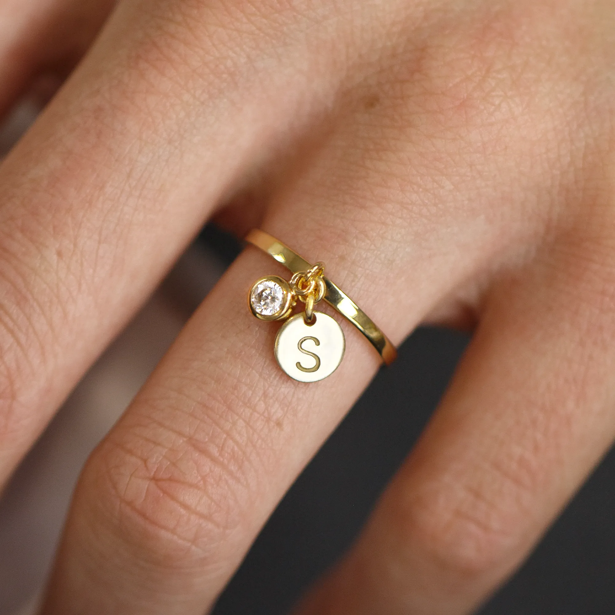 Bague Initiale Cristal