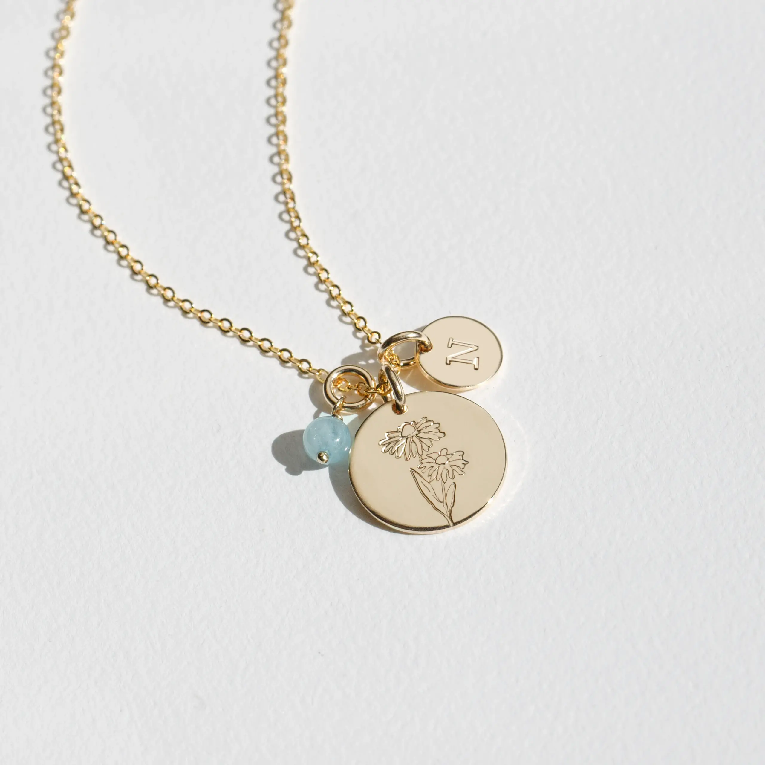 14-8-collier-fleur-pierre-initiale-23