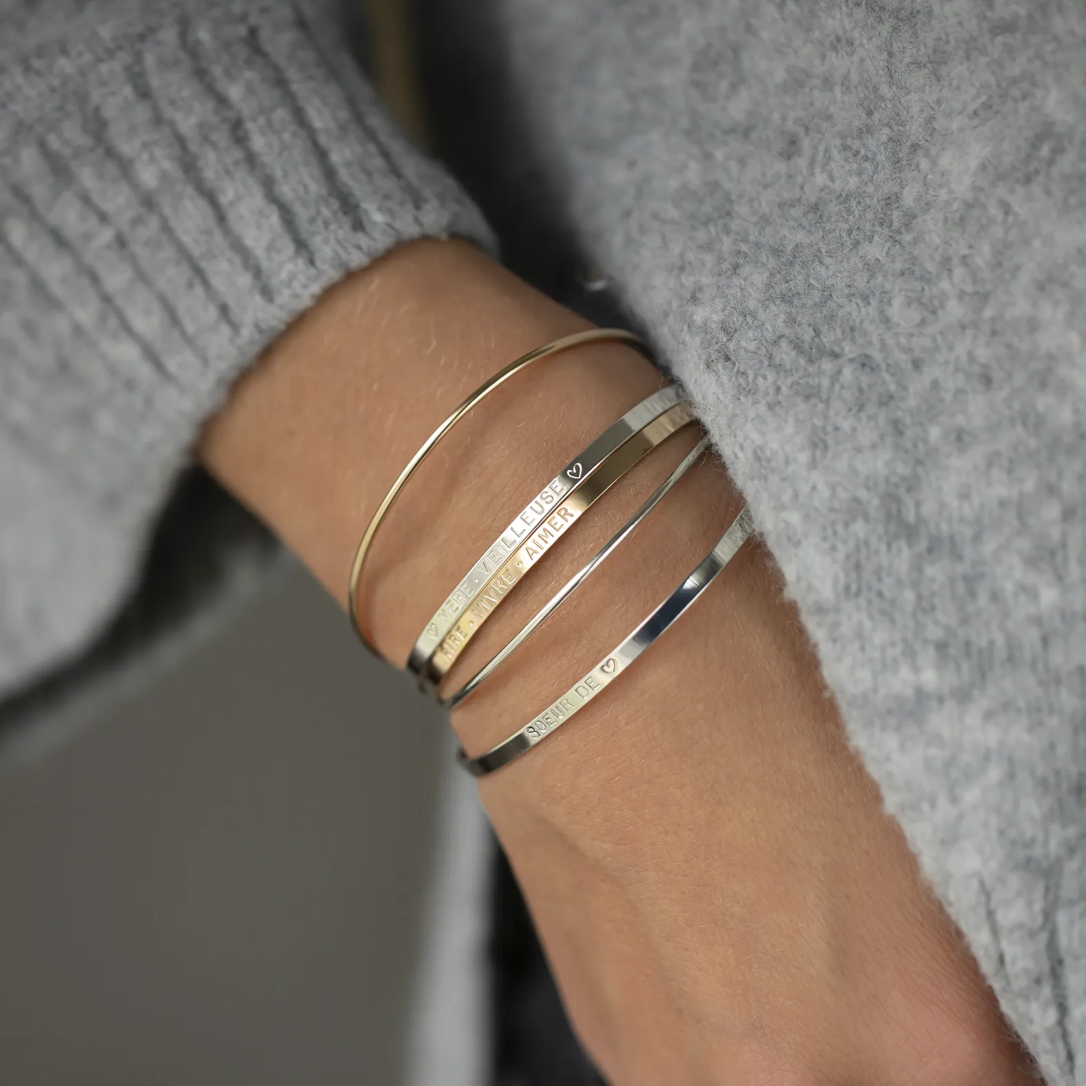 bracelets-joncs-accumulation